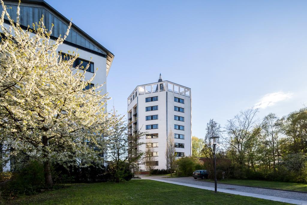 Bildungszentrum Еркнер Екстериор снимка
